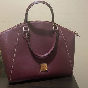 Elegant Dooney and Bourke bag - “Saffiano Sydney”